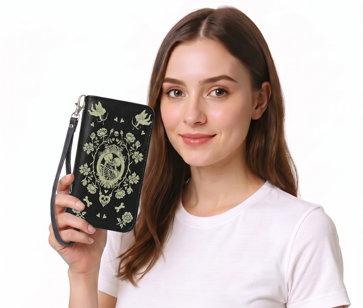 The Lovers, Glow in the Dark Wallet in Vinyl